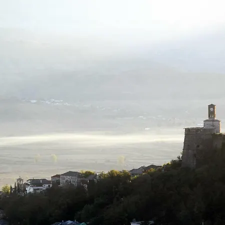 Ubytování v soukromí Niku Gjirokastër